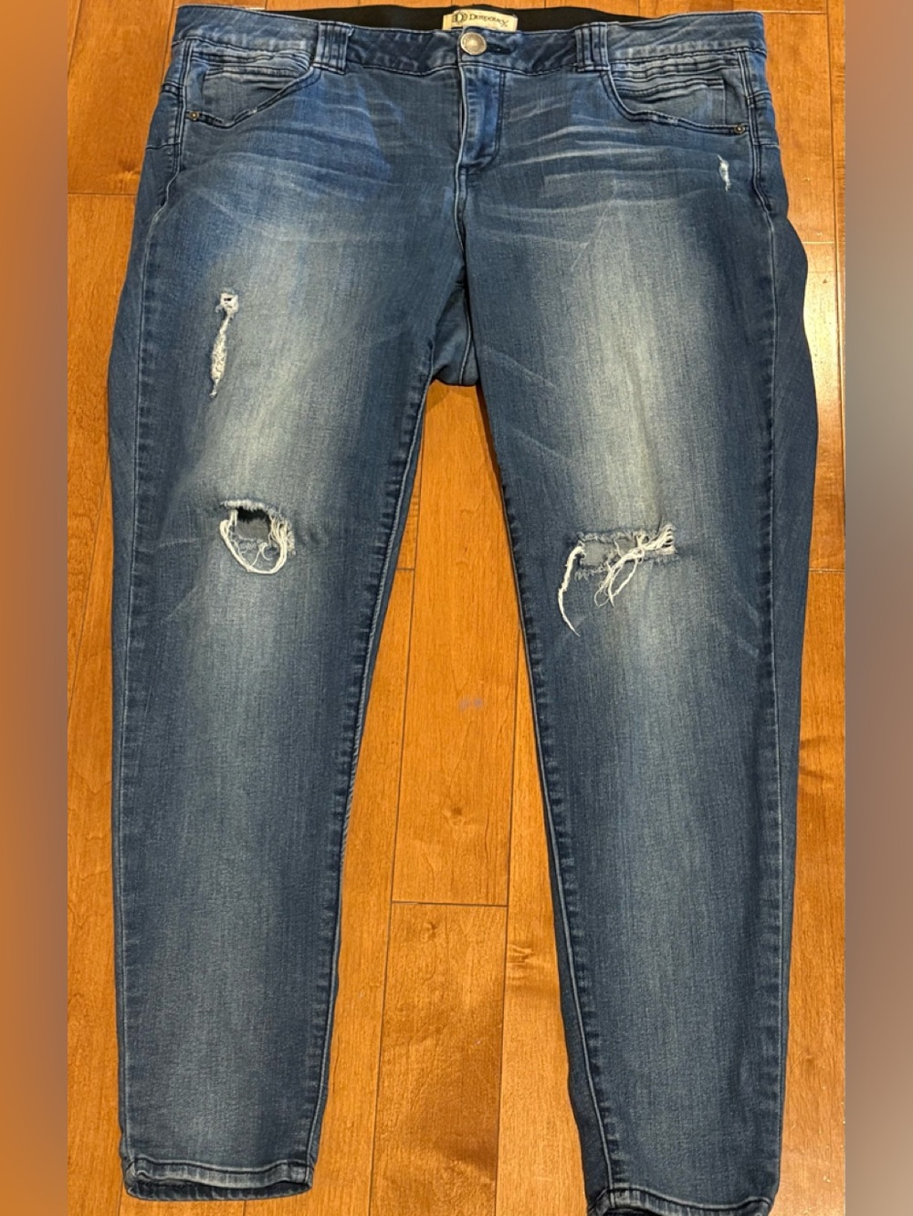 Democracy “Ab” Women's Skinny Jeans in Medium Blue- Size 18W